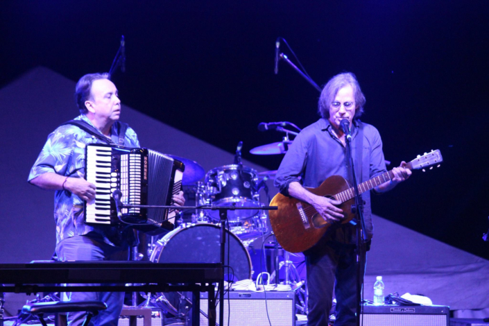 B accordion w: Jackson Browne
