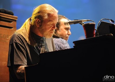 B w:Greg Allman